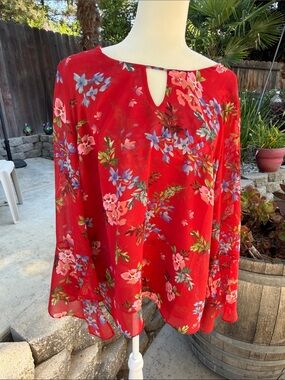 CAbi Red Floral Keyhole-Front Blouse